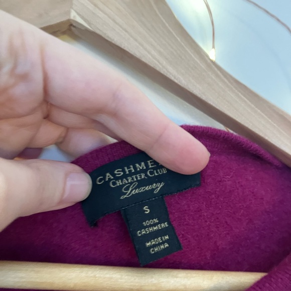 Vintage Charter Club 100% Cashmere V-neck Size S Fit Large - Picture 2 of 4